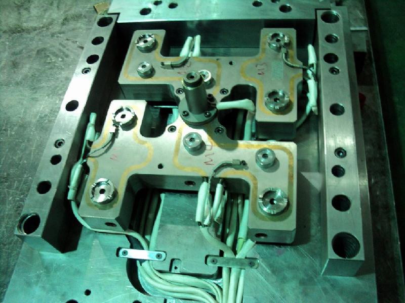 熱流道模具的優(yōu)點.jpg